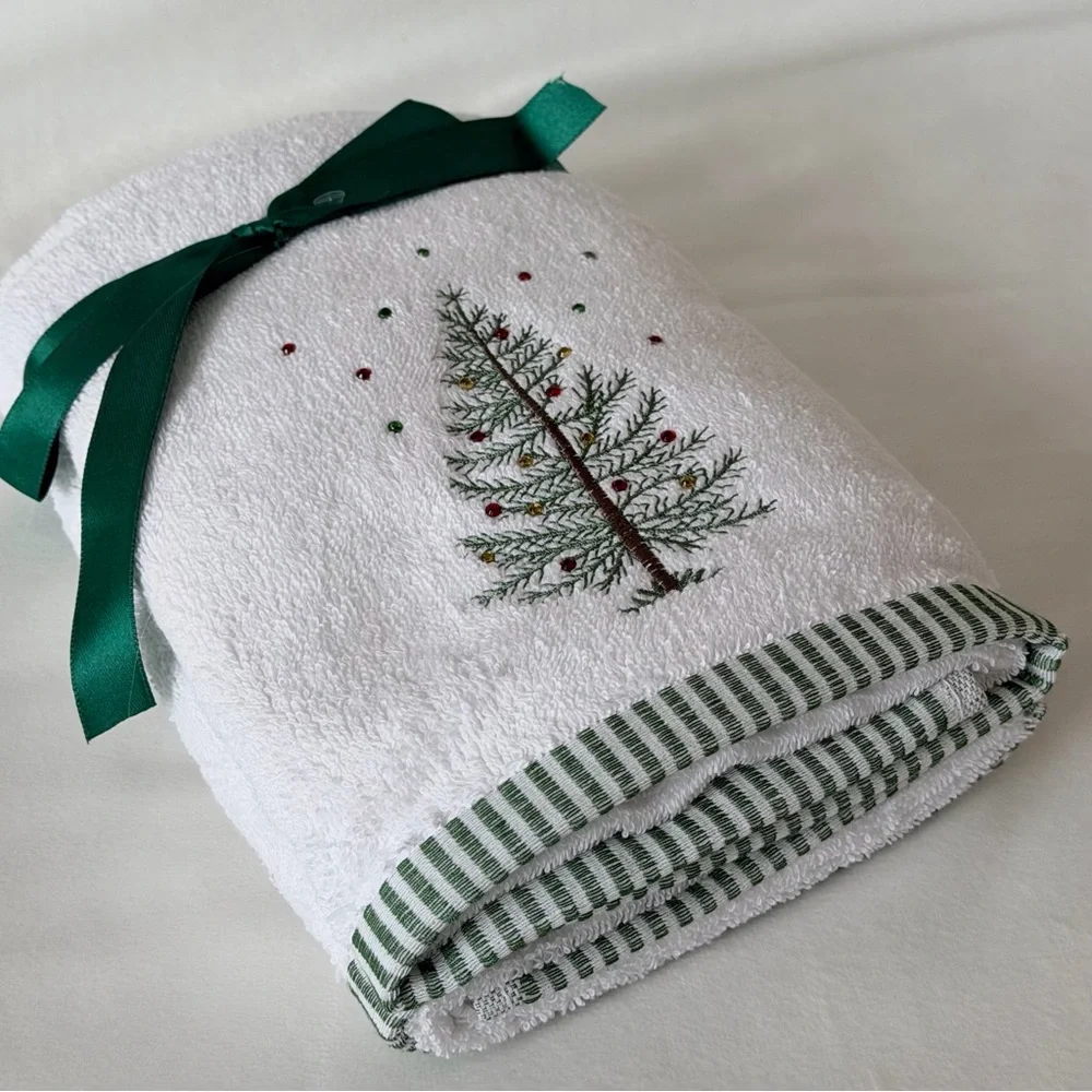 Embroidered Jeweled Holiday Tree Hand Towels